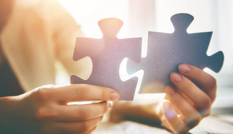 「パズル」を解くリーダーと「ミステリー」を解くリーダー