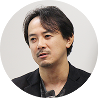 川邊健太郎 氏