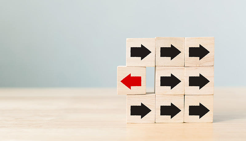 組織の「調和圧力」から脱出する