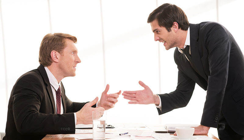 「コンフリクト」を避ける自分とのコンフリクト